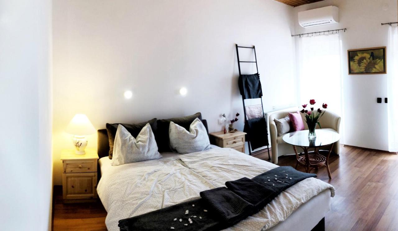 Balaton Apartman Paloznak Esterno foto